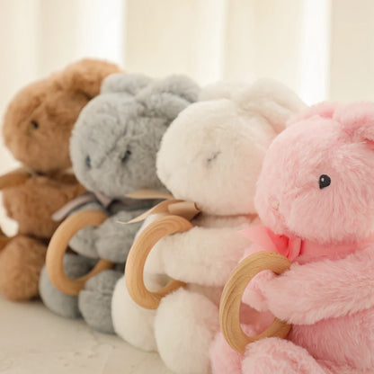 Discover our Bubebaby Babylove CE-certified rabbit plush toy with a soft cotton exterior and PP cotton filling. Suitable from birth, this adorable stuffed rabbit features a wooden ring, making it a perfect cuddly companion for little ones