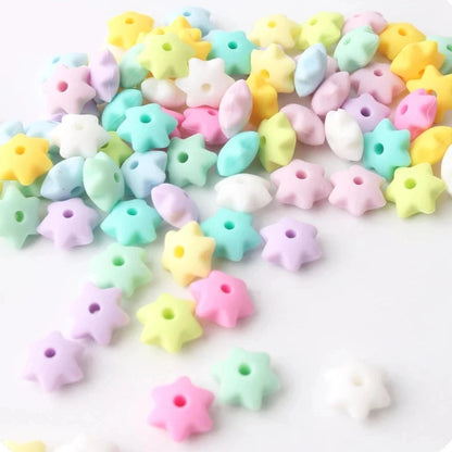 Explore our star-shaped silicone teether beads, packed in sets of 40. Made from BPA-free silicone, these teething beads are safe and durable. Note: Loose beads are a choking hazard; ensure they are threaded on anti-break nylon thread for safety