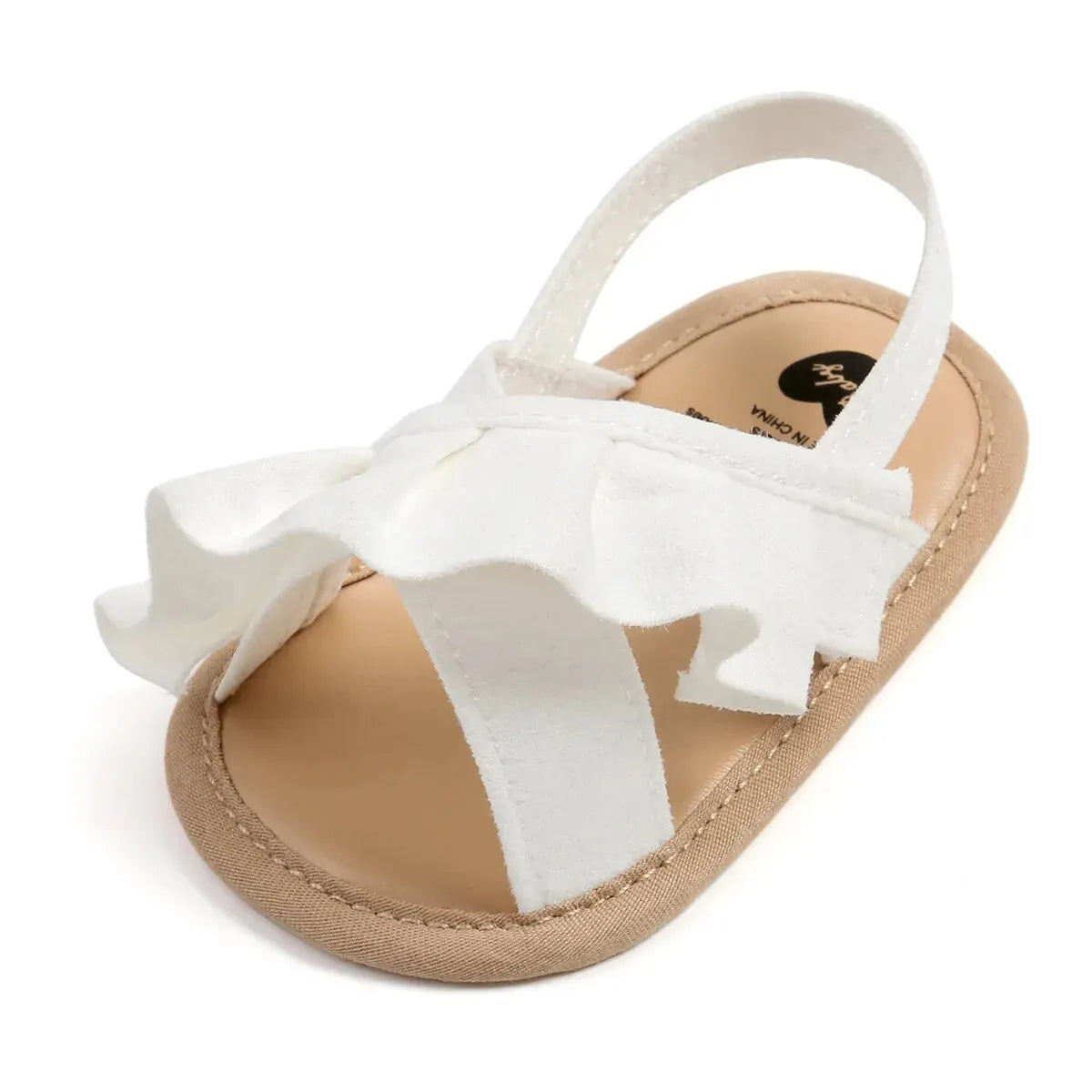 Discover BabyLove Sandals at BubeBaby! These summer sandals feature a flat heel, canvas upper. Ideal for baby girls, these sandals offer comfort and style for warm weather