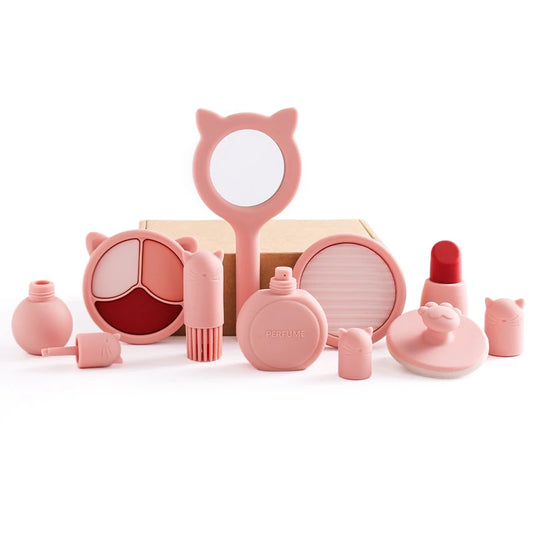 Discover our CE-certified silicone makeup cosmetics set, perfect for ages 3-6. Safe and chemical-free, this play set encourages creativity and imaginative play, allowing little ones to explore their style in a fun, secure way. Ideal for budding beauty enthusiasts