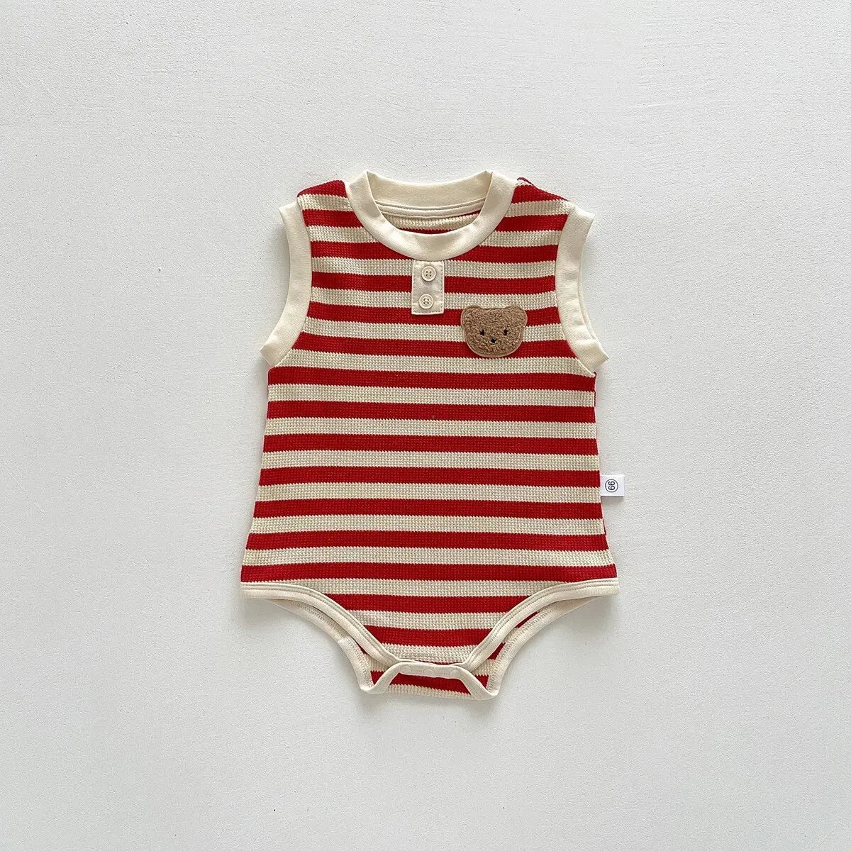 Keep your baby stylish and comfy with our BabyLove Striped Summer Sleeveless Romper From Bubebaby. Made from 95% cotton, this pullover romper features a breathable, sleeveless design perfect for hot days. Available in sizes for 0-24 months, it's ideal for keeping little ones cool and free to explore. Shop now for the perfect summer outfit