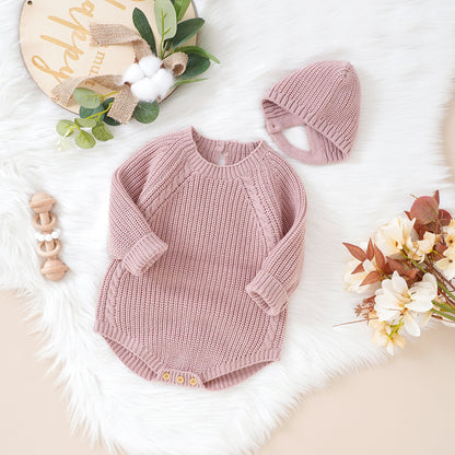 Discover our BabyLove versatile baby romper from Bubebaby, featuring an O-neck collar and solid pattern. Made from a blend of cotton and polyester, it’s perfect for ages 0-24 months. Includes a matching bonnet. Ideal for spring, autumn, and winter. Available in various sizes with a covered button closure