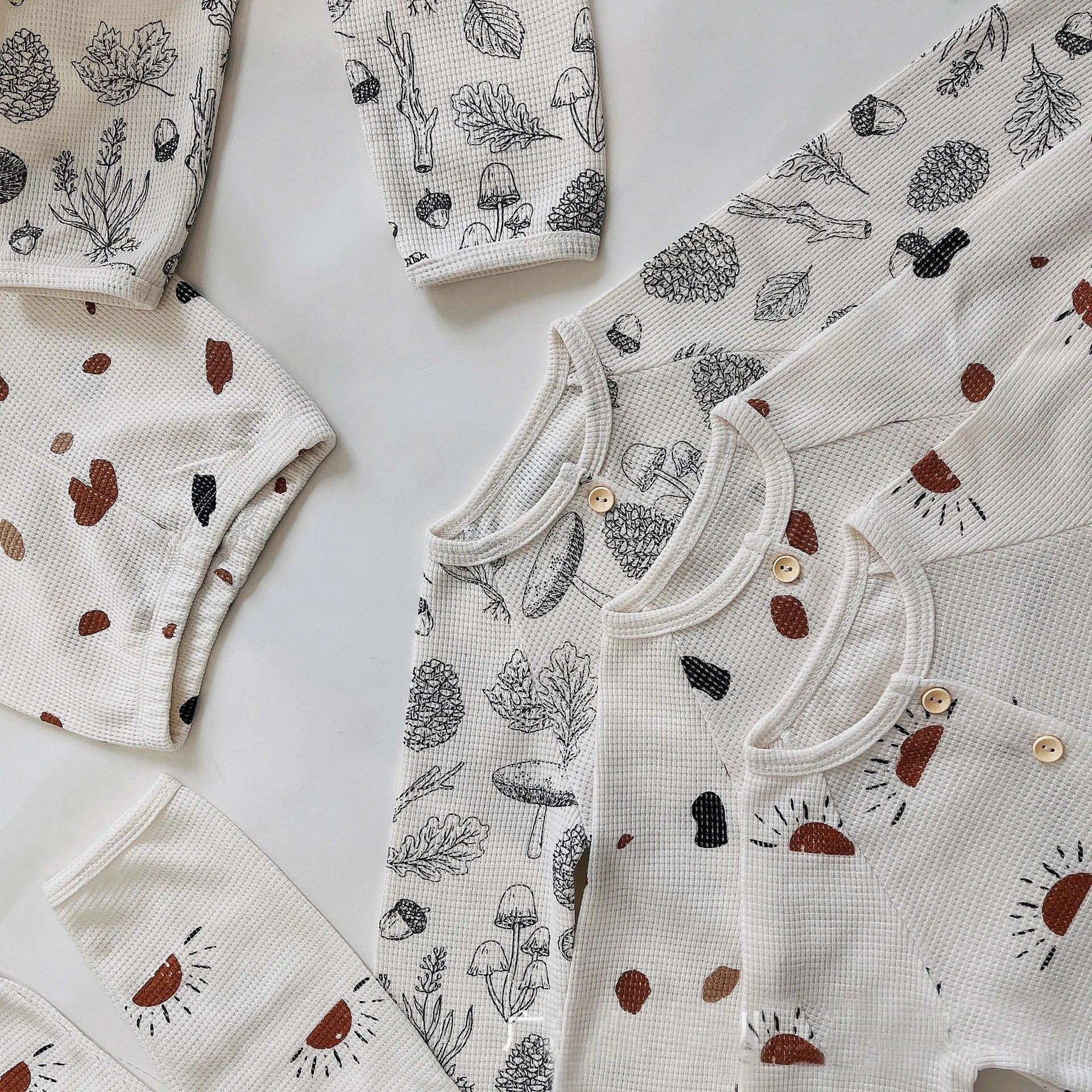 Bubebaby BabyLove toddler pajamas made from soft cotton fabric. The sleepwear set includes a top and pants with a comfortable, snug fit. The design features playful patterns or colors, making it both cozy and cute for bedtime